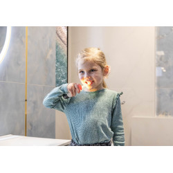 INNOGIO GIO-451BLACK Soniczna szczoteczka dla dzieci GIOpanda czarna