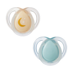 TOMMEE TIPPEE TTP43338095 Smoczki uspokajające NIGHT TIME 0-6m mix 2pak